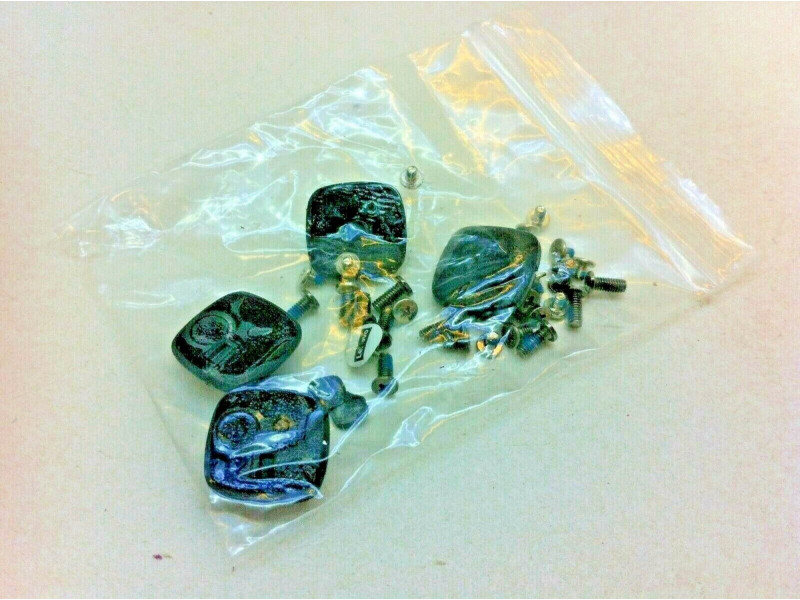 SCREW KIT